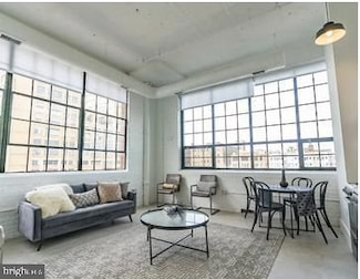 340 N 12th St Unit 317, Philadelphia, PA 19107