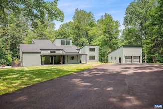 2482 Schelford Farm Rd, Charlottesville, VA 22901