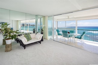 2877 Kalakaua Ave Unit 801/802, Honolulu, HI 96815