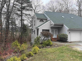 17 Bayberry Dr, Atkinson, NH 03811