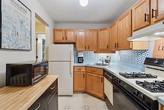 4860 Park Commons Dr Unit 205, Saint Louis Park, MN 55416