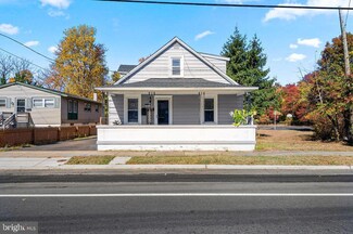 623 E Evesham Ave, Magnolia, NJ 08049