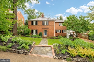 811 26th Place S, Arlington, VA 22202