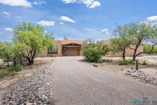 701 Hawthorne Dr, Elephant Butte, NM 87935