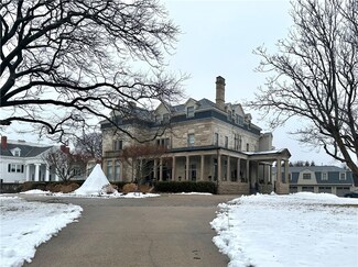 719 Bellevue Ave Unit 5, Newport, RI 02840