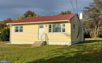 17 Anchor Inn Rd, Townsend, DE 19734