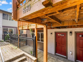 8680 N Willamette Blvd Unit 8680, Portland, OR 97203