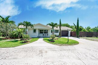 6800 Patricia Dr, West Palm Beach, FL 33413