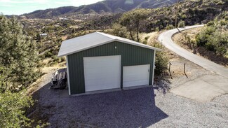 15721 Gas House Hill Rd, Redding, CA 96001