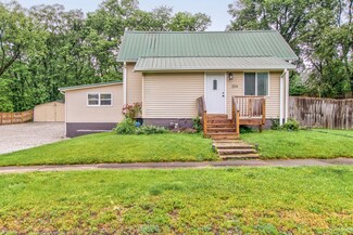 204 S Main St, North Salem, IN 46165