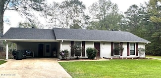 116 Middleridge Dr, Florence, MS 39073