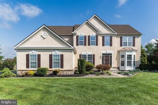 121 Cromwell Dr, Mullica Hill, NJ 08062
