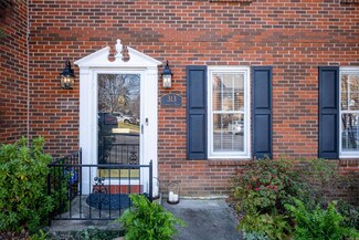 313 Cambridge Place Dr, Little Rock, AR 72227