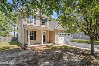 110 Pagoda Ct, Hampstead, NC 28443