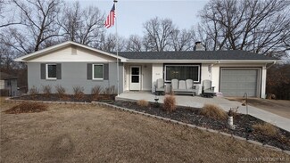 210 N High St, Camdenton, MO 65020