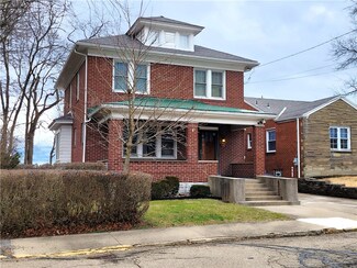 136 Ridgewood Ave, Pittsburgh, PA 15229
