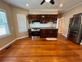 193 Mount Hope Ave Unit 1, Fall River, MA 02724