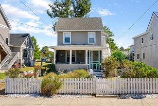 3488 Main St, Chincoteague Island, VA 23336