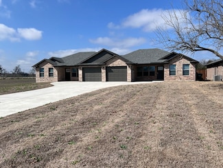633-635 Friendship Rd, Sherman, TX 75092