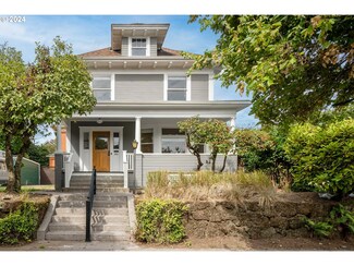 35 NE 17th Ave, Portland, OR 97232