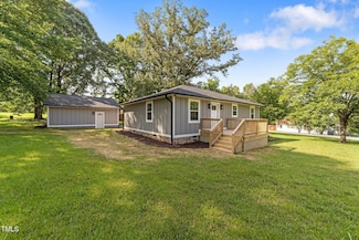 703 Whitsett Ave, Gibsonville, NC 27249