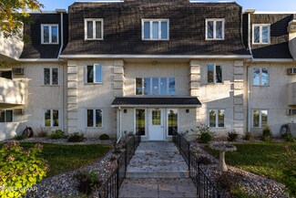 815 Duke Dr Unit 126, Grand Forks, ND 58201