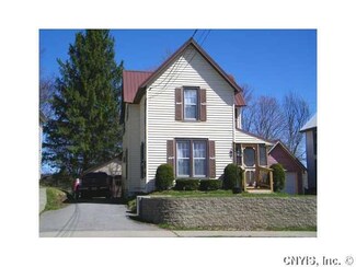 59 Mexico St, Camden, NY 13316