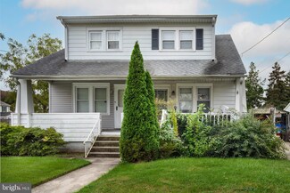 2002 Sycamore St, Haddon Heights, NJ 08035