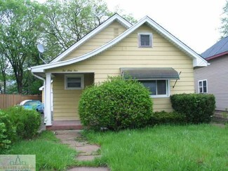 1061 S Pennsylvania Ave, Lansing, MI 48912