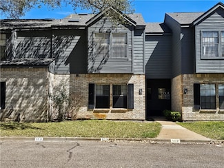 210 Oak Bay St Unit 103, Rockport, TX 78382