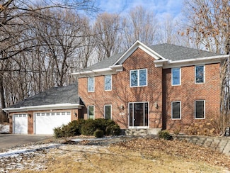 2052 Boulder Rd, Chanhassen, MN 55317