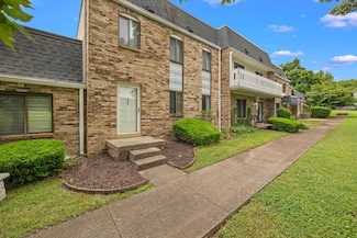 264 Lake Chateau Dr Unit S2, Hermitage, TN 37076