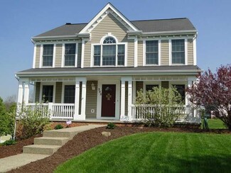 202 Pine Nut Dr, Eighty Four, PA 15330