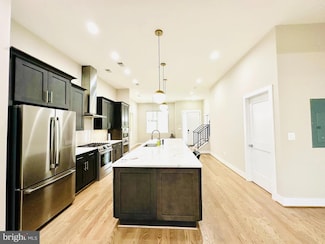 562 Foxhall Place SE, Washington, DC 20032