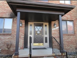 19713 E 8 Mile Rd Unit 70, Saint Clair Shores, MI 48080