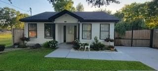 210 Lafitte St, Bridge City, LA 70094