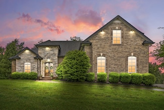 982 Red Bluff Way, Adams, TN 37010