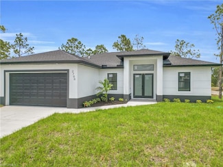 2700 42nd St W, Lehigh Acres, FL 33971