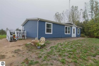 4220 N Geneva Rd, Coleman, MI 48618