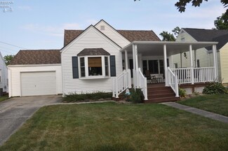 329 N Columbus Ave, Fremont, OH 43420