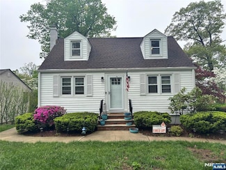 130 Algonquin Trail, Wayne, NJ 07470