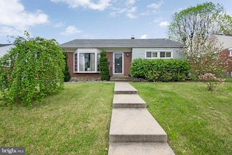 2240 Theresa Ave, Morton, PA 19070