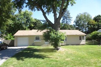 230 Central Ave, Aurora, IL 60506