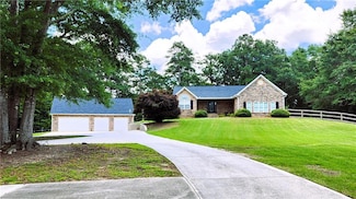 5300 Haynes Creek Dr, Loganville, GA 30052