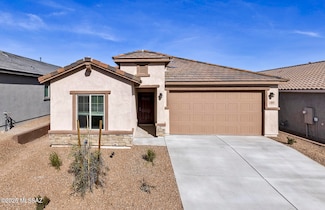 930 W Calle El Teclado, Sahuarita, AZ 85629