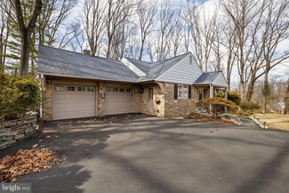 406 Custis Rd, Glenside, PA 19038