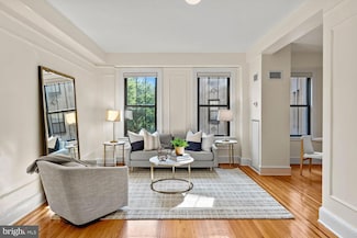 1613 Harvard St NW Unit 306, Washington, DC 20009