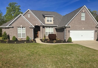 145 Airport Ct, Waverly, TN 37185