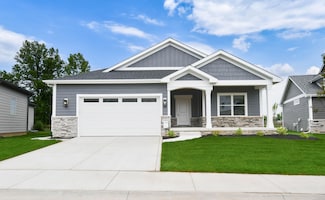 3104 Forestside Ln, Valparaiso, IN 46385