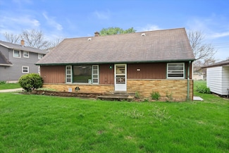 4265 S 22nd St, Milwaukee, WI 53221